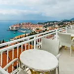 Raic Guest house 4*