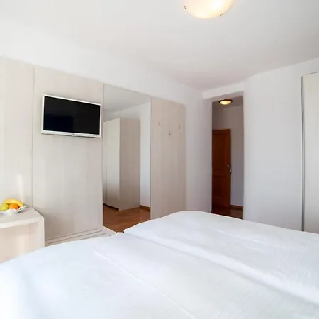 Guest house Raic