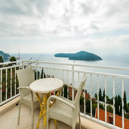 Πανσιόν Raic Ντουμπρόβνικ